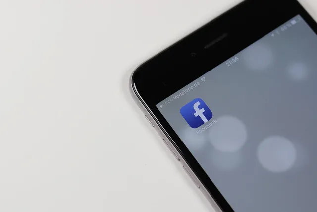 smartphone, app, facebook, social media, mobile, technology, networking, iphone, touch screen, application, phone, facebook, facebook, facebook, facebook, facebook, social media. What teams ask about social media analytics