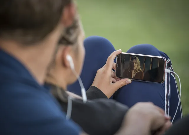 mobile phone, video, smartphone, pair, park, youtube, video film, media, internet, hand, video, video, video, video, video, youtube, youtube, youtube, youtube. Which influencer campaign trends are worth watching