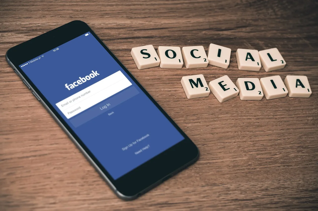 social media, facebook, smartphone, iphone, mobile, media, web, internet, social network, social networking, multimedia, social media, social media, social media, facebook, facebook, facebook, facebook, facebook. How Canadian privacy law shapes social media contests under PIPEDA
