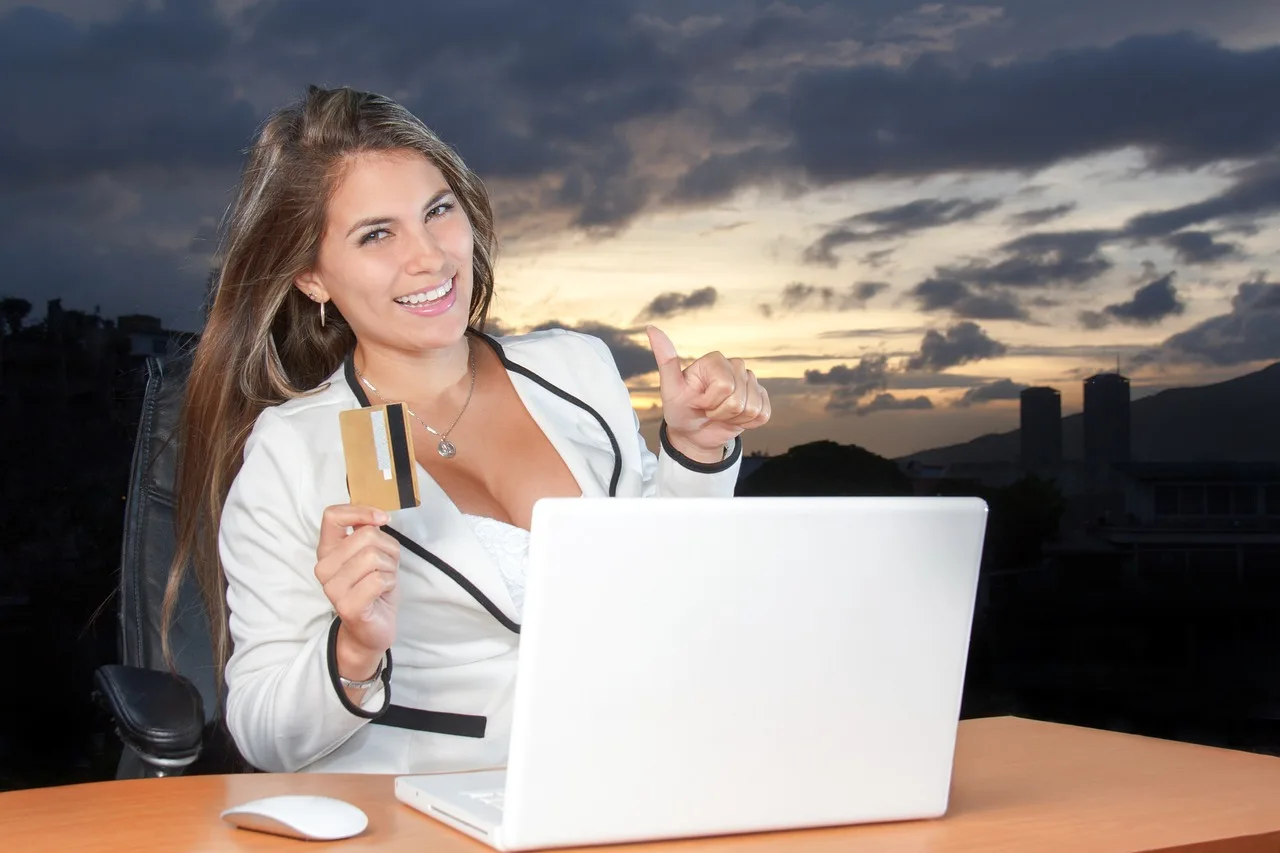 marketing online, social media, online, shopping, credit, card, bussinesswoman, smiling, happy, payment, buying, paying, woman, attractive, computer, computer desk, corporate, credit card, landscape, laptop, sunset, working, nature, young, banking, internet, technology, social, media, business, using, beautiful, smart, network, portrait, female, teen, web design, digital marketing, ecommerce, online shopping, adspublicity. Social commerce marketing trends: what to verify