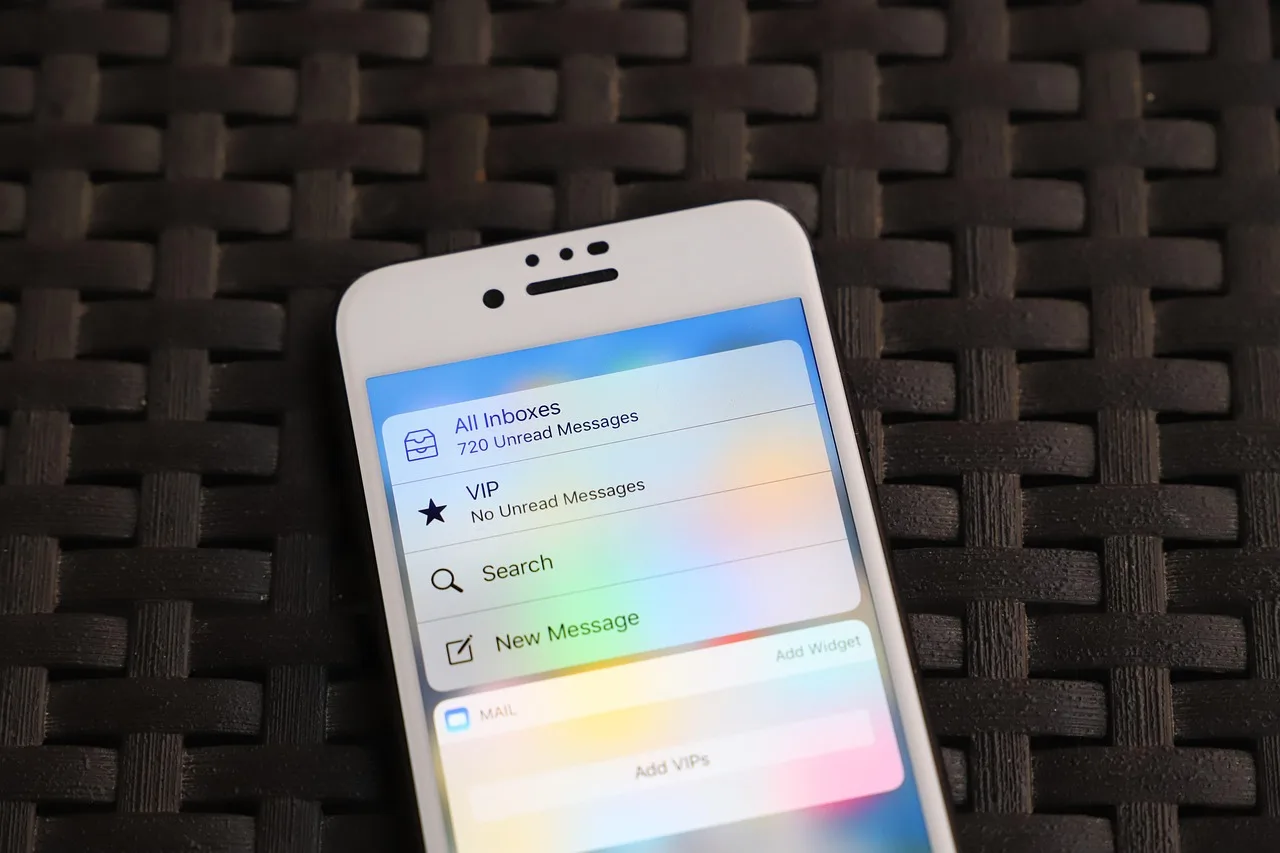 iphone, smartphone, social media, phone, mobile phone, icon, display, app, social networks, internet, social, email, mail, email, email, email, email, email. How to benchmark social media lead generation funnels: stages, cohorts, and quality