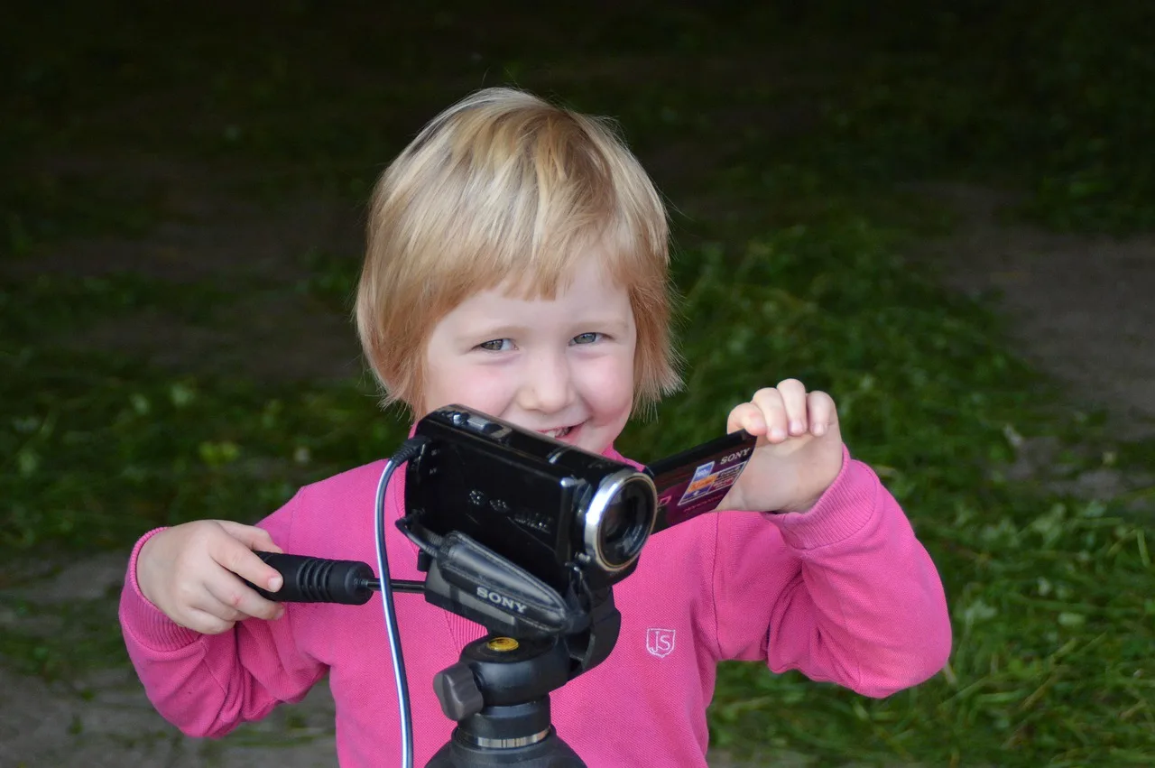 camera, movie, recording, child, camera operator, video camera, camera operator, camera operator, video camera, video camera, video camera, video camera, video camera. A practical guide to social media video lengths for US platforms